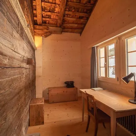 17th Century Refurbished Farmhouse Gsteig